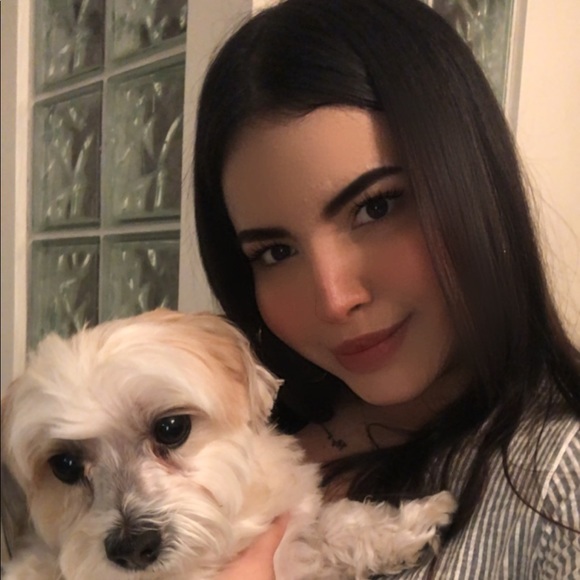 Meet your Posher, Shirley - Picture 1 of 1